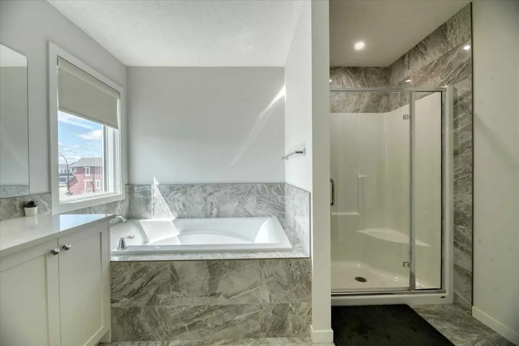125 Belmont Villas SW Calgary AB T2X 4N5