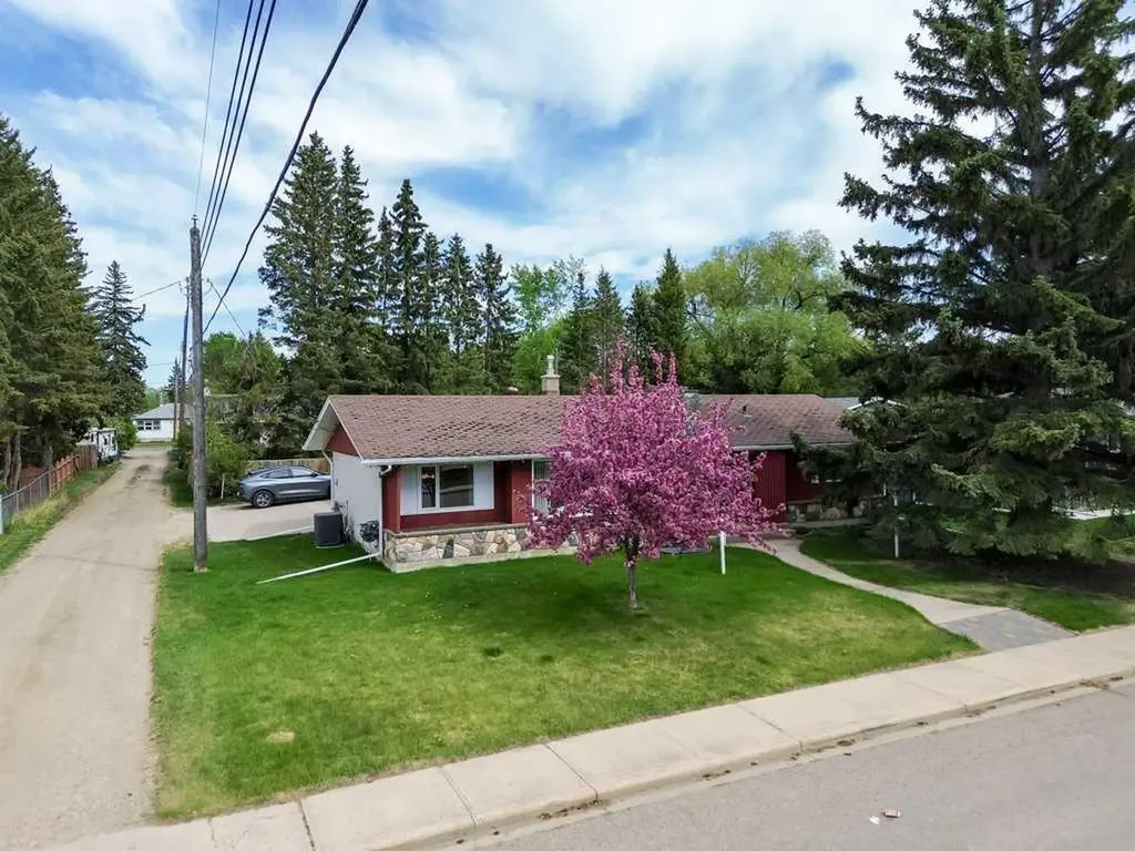 3515 43a Avenue Red Deer AB T4N 3E9