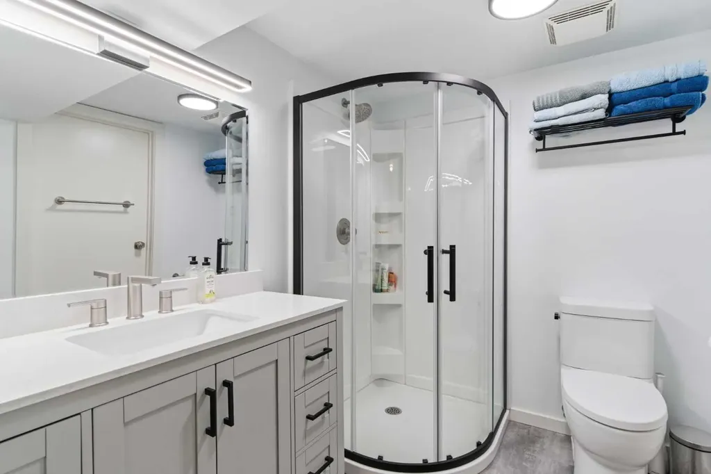 1945 Mountview Crescent NE Calgary AB T2E 5N4