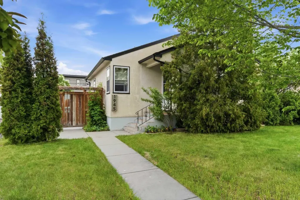 1945 Mountview Crescent NE Calgary AB T2E 5N4