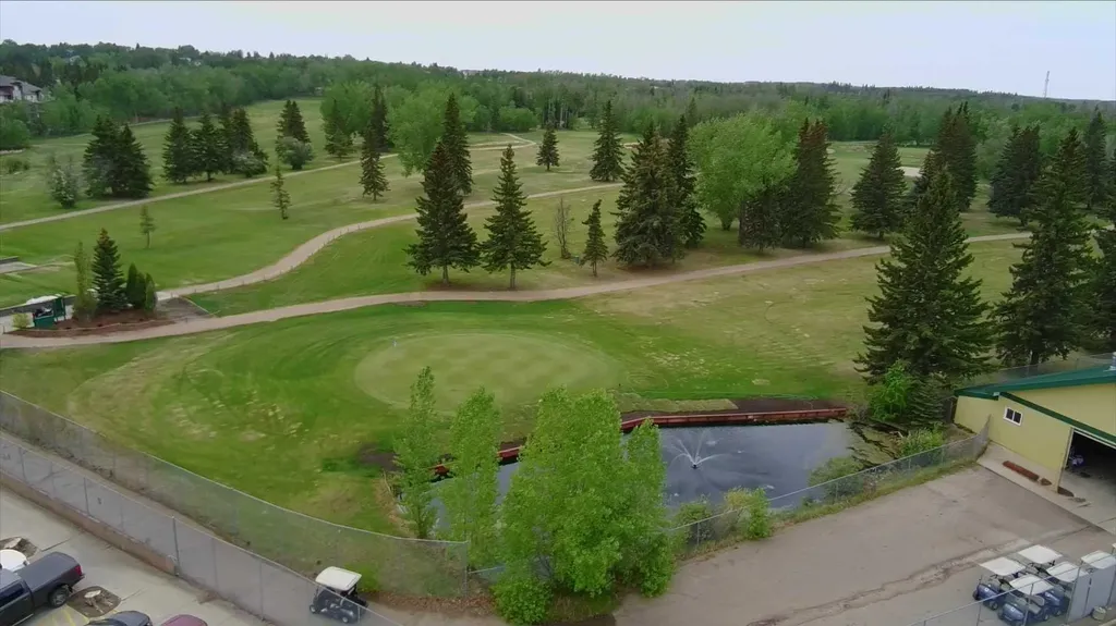 5435 Lakeshore Drive Sylvan Lake AB T4S1E8