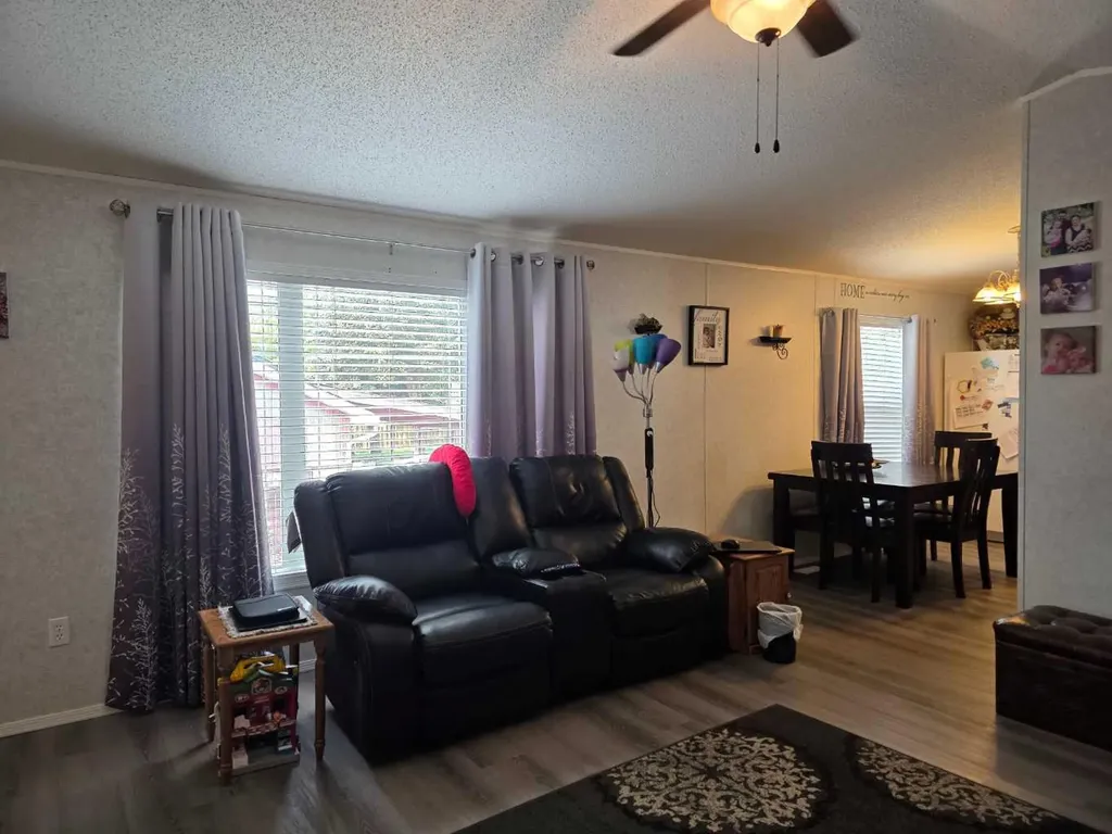 5012 53 Avenue Breton AB T0C 0P0