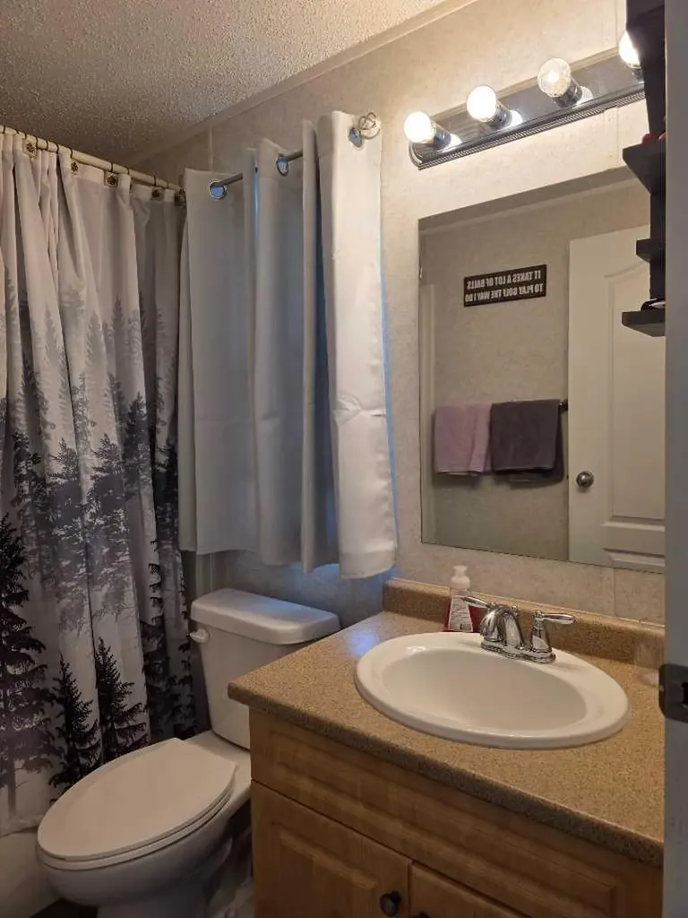 5012 53 Avenue Breton AB T0C 0P0