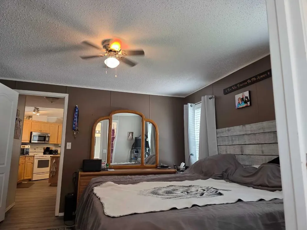 5012 53 Avenue Breton AB T0C 0P0