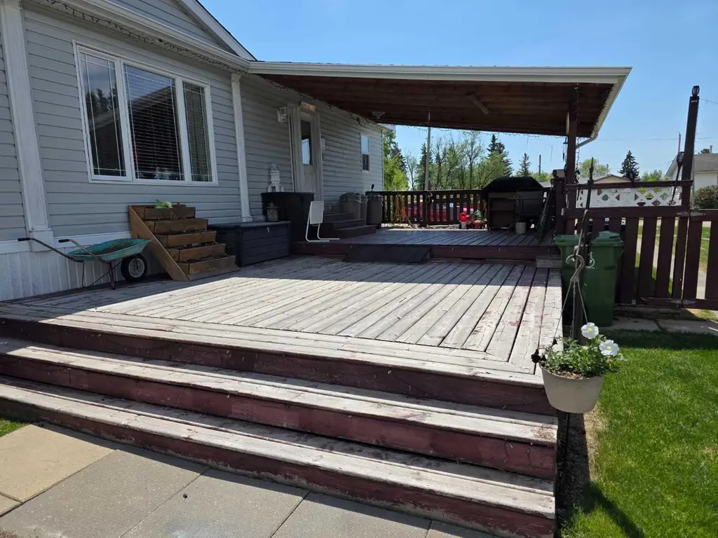 5012 53 Avenue Breton AB T0C 0P0