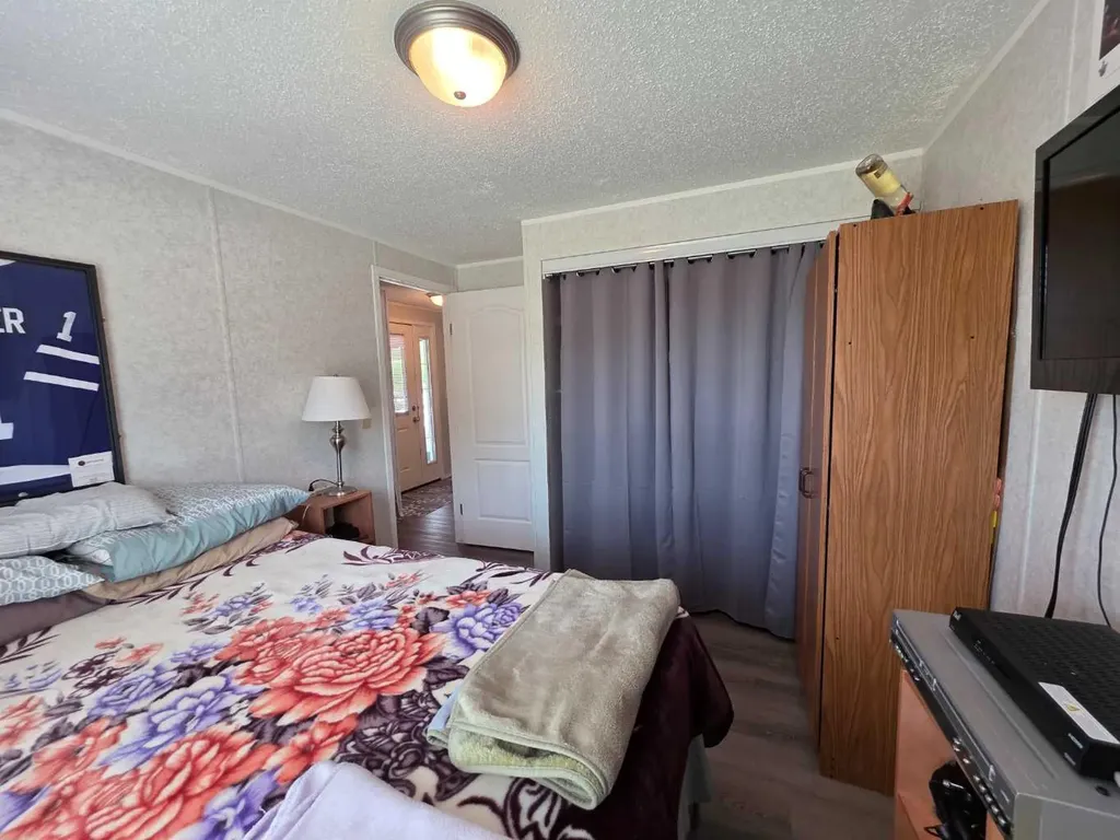 5012 53 Avenue Breton AB T0C 0P0