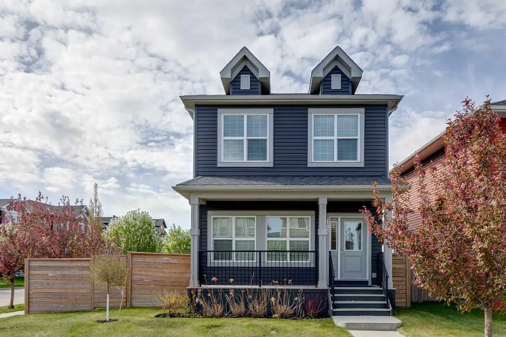103 Ravensmoor Manor SE Airdrie AB T4A 0V8