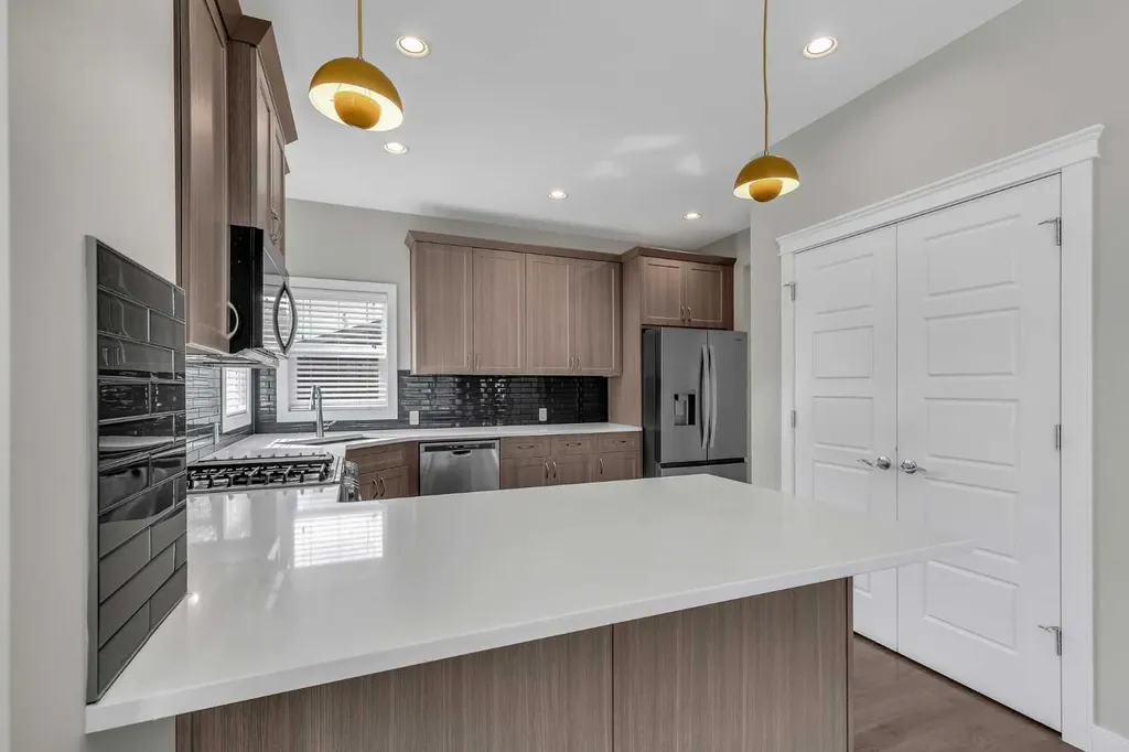 103 Ravensmoor Manor SE Airdrie AB T4A 0V8