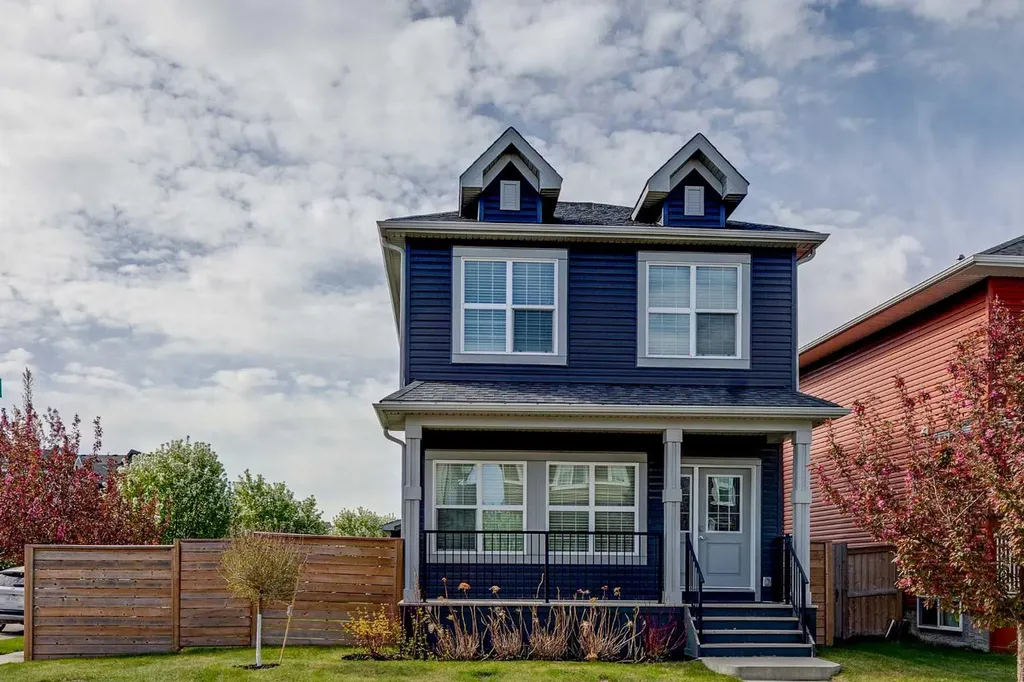 103 Ravensmoor Manor SE Airdrie AB T4A 0V8