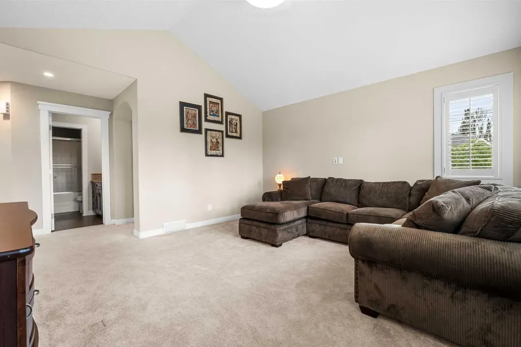54 Auburn Sound Place SE Calgary AB T3M 0G1