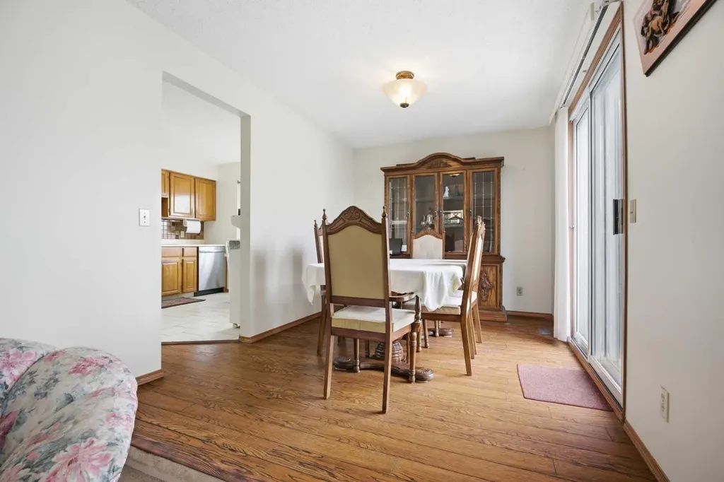 56 Whitworth Place NE Calgary AB T1Y 6C3