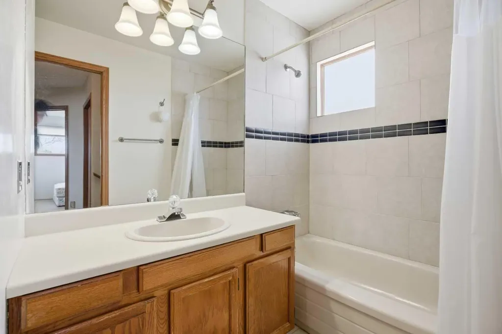 56 Whitworth Place NE Calgary AB T1Y 6C3