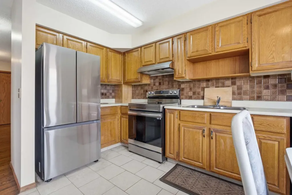 56 Whitworth Place NE Calgary AB T1Y 6C3