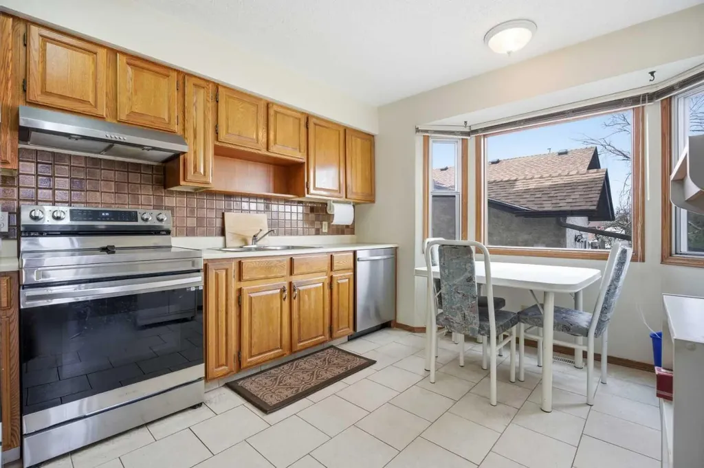 56 Whitworth Place NE Calgary AB T1Y 6C3