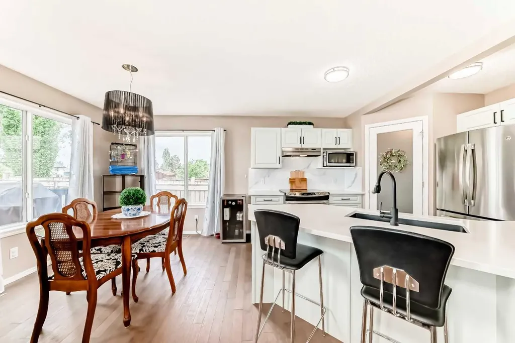 42 Chapalina Park Crescent SE Calgary AB T2X 3S2