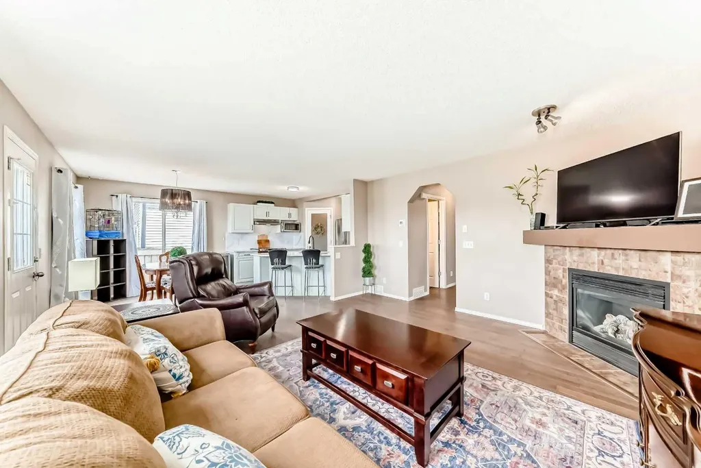 42 Chapalina Park Crescent SE Calgary AB T2X 3S2