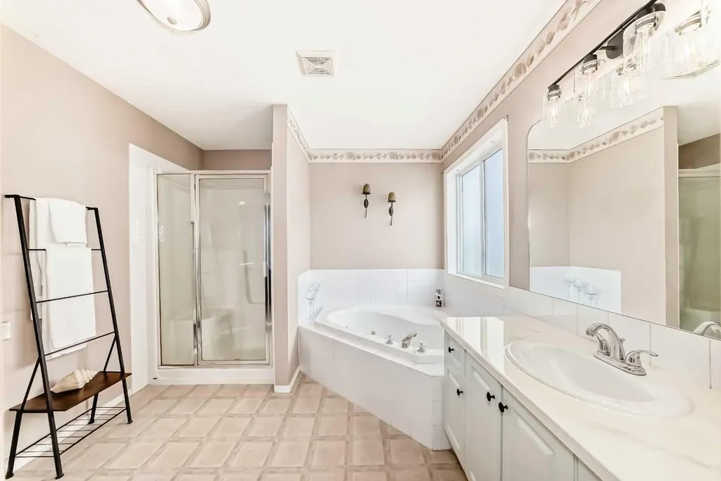 42 Chapalina Park Crescent SE Calgary AB T2X 3S2