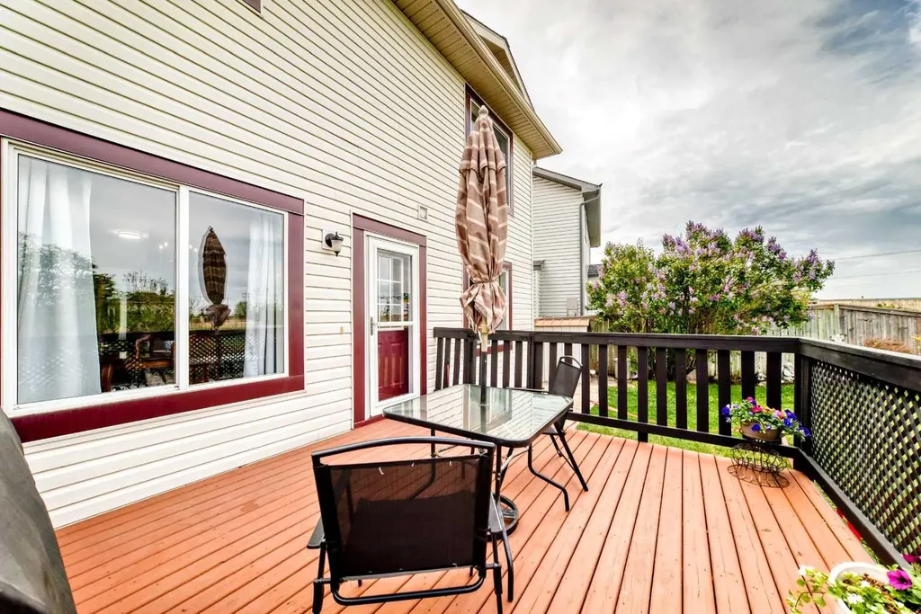 42 Chapalina Park Crescent SE Calgary AB T2X 3S2