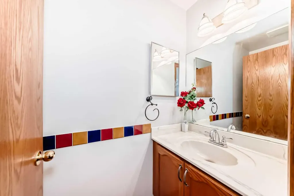 49 Applewood Court SE Calgary AB T2A 7P7