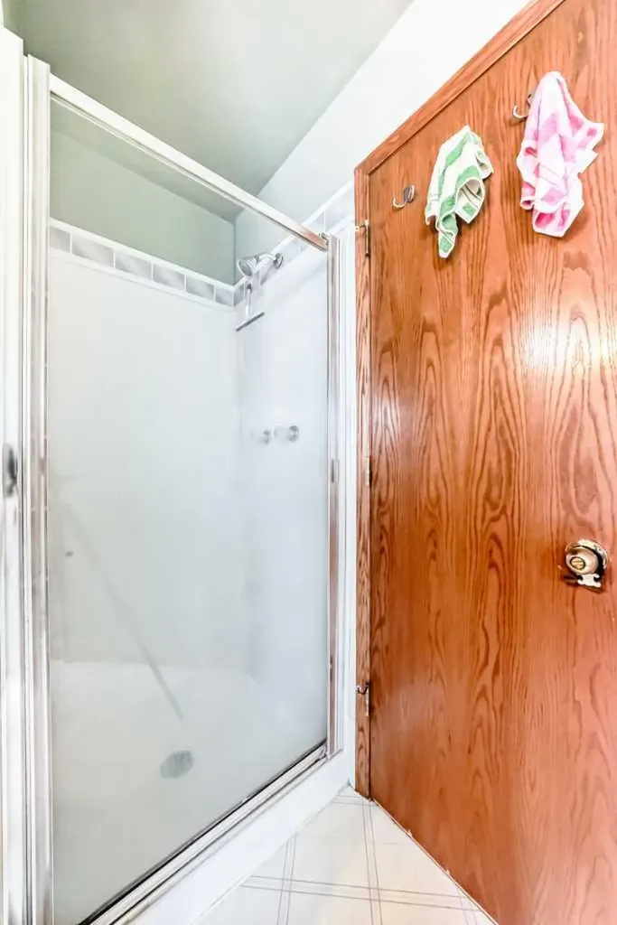 49 Applewood Court SE Calgary AB T2A 7P7