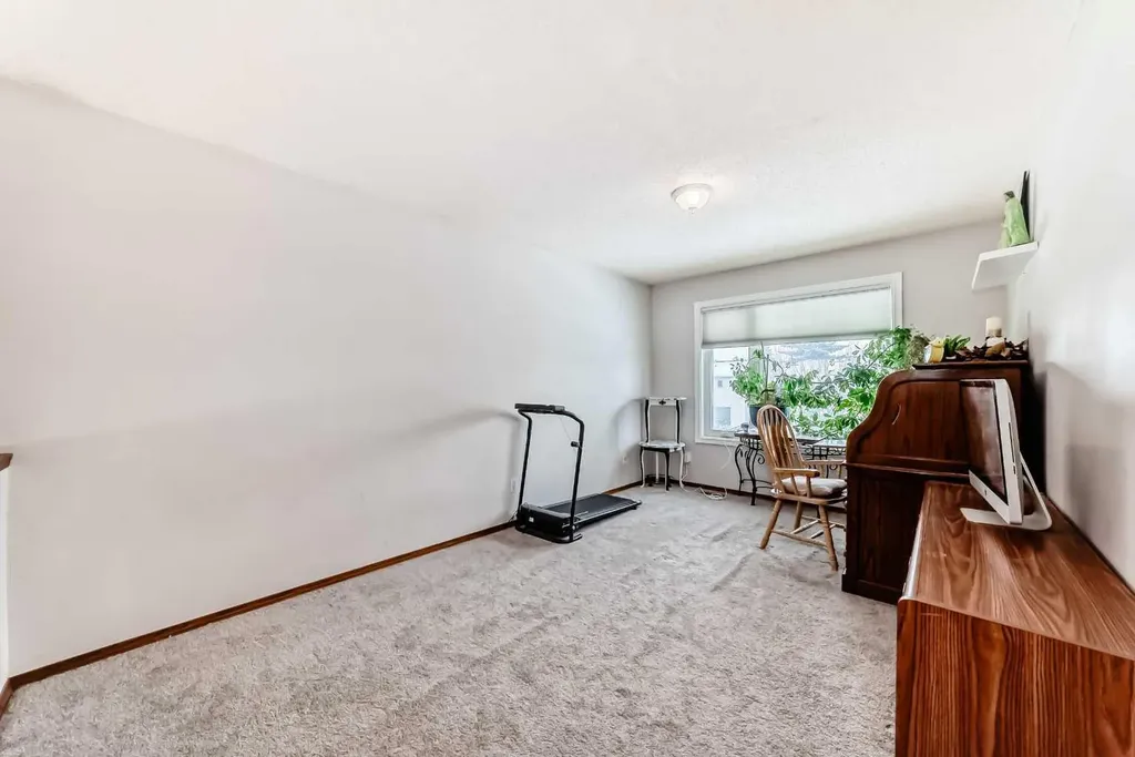 49 Applewood Court SE Calgary AB T2A 7P7