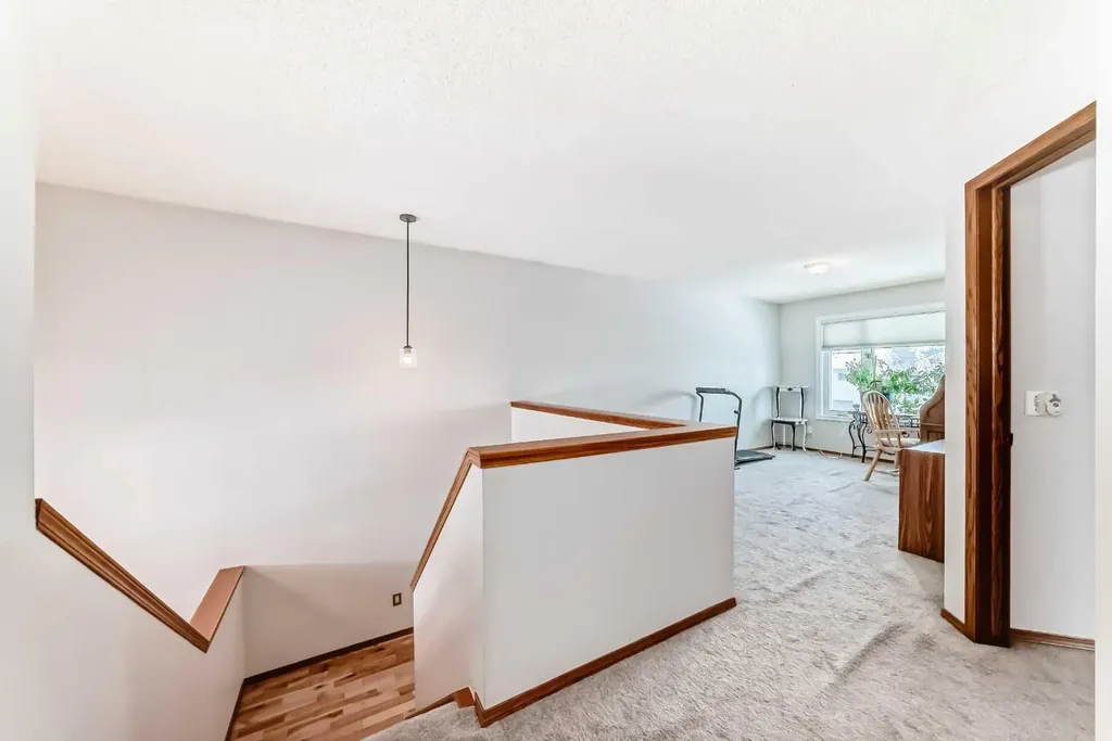 49 Applewood Court SE Calgary AB T2A 7P7