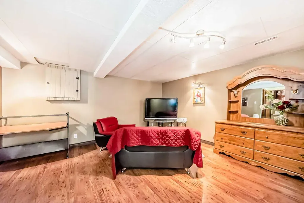 49 Applewood Court SE Calgary AB T2A 7P7