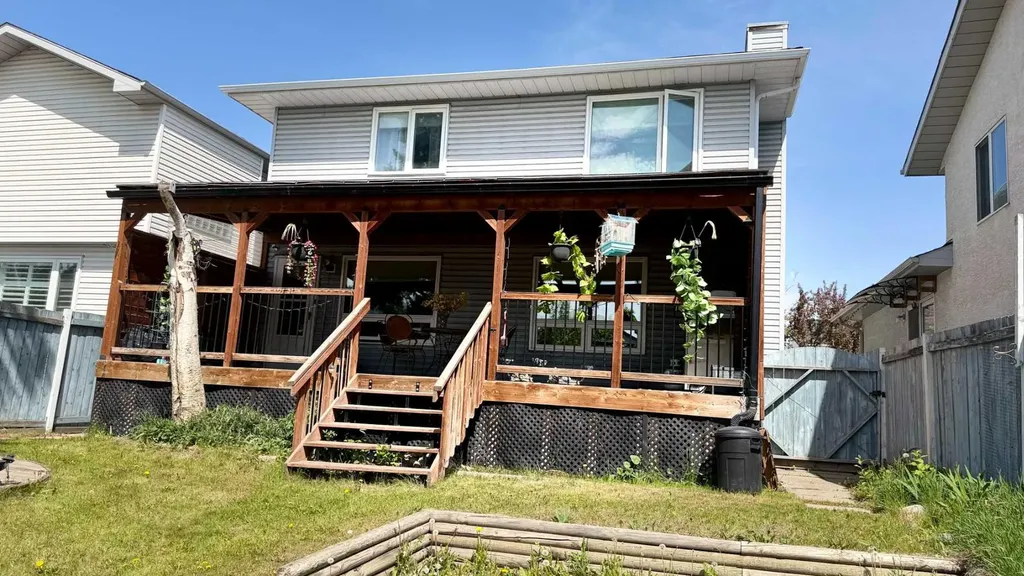 49 Applewood Court SE Calgary AB T2A 7P7