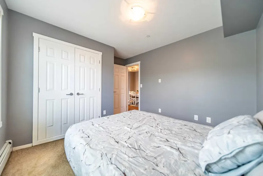 99 Copperstone Park SE Calgary AB T2Z 5C9