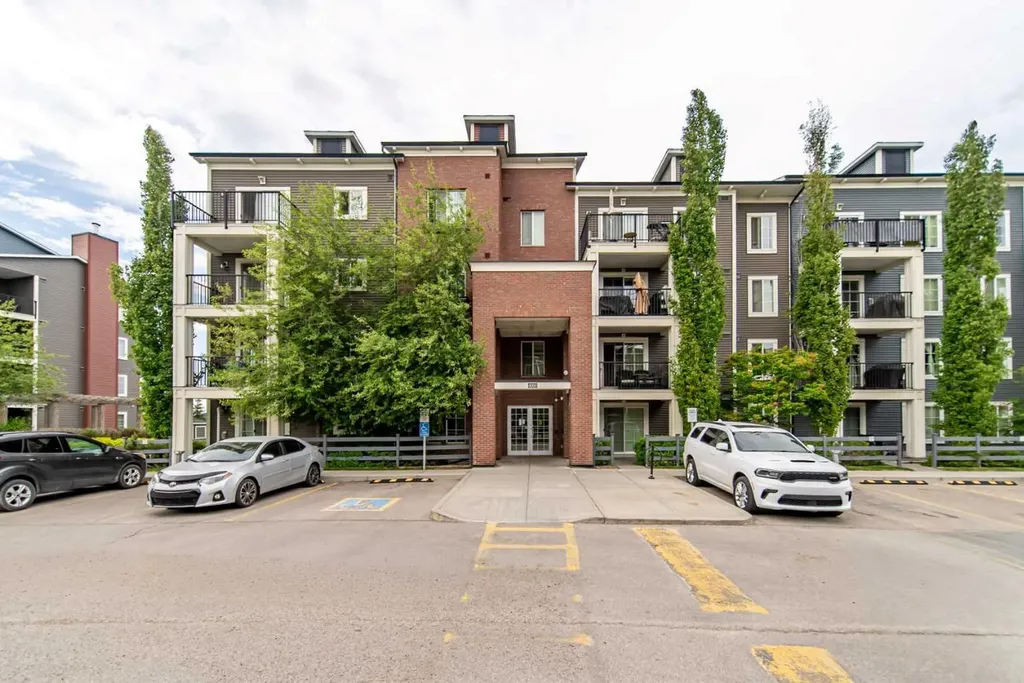 99 Copperstone Park SE Calgary AB T2Z 5C9