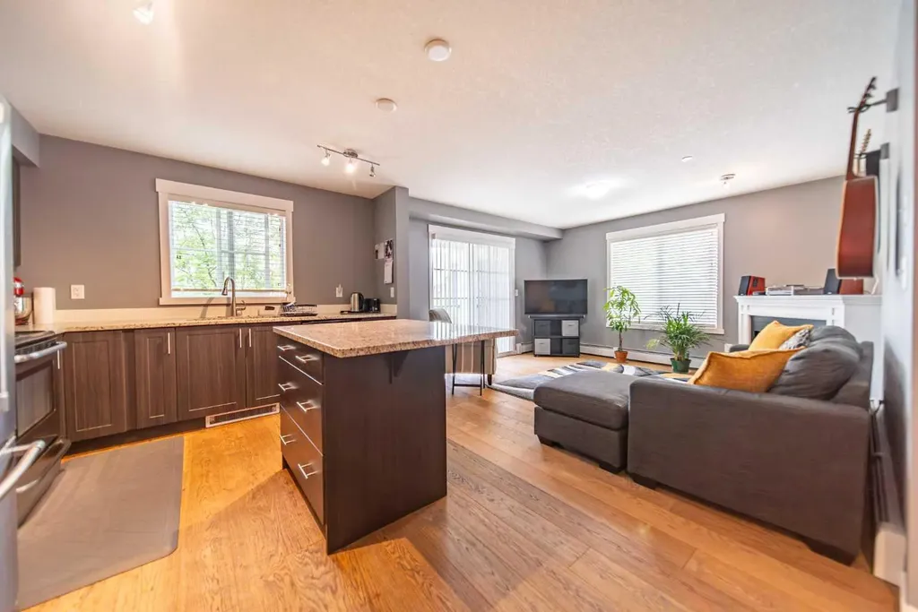 99 Copperstone Park SE Calgary AB T2Z 5C9