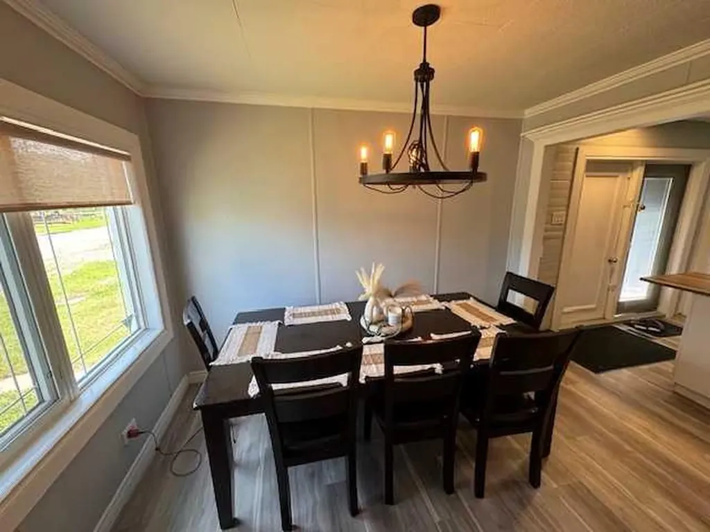208 1 Street W Lashburn SK S0M 1M0