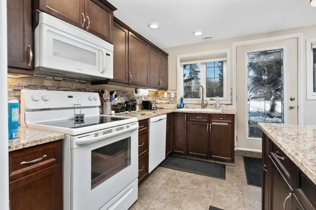 21045 480 Township Rural Camrose County AB T0B 0G0