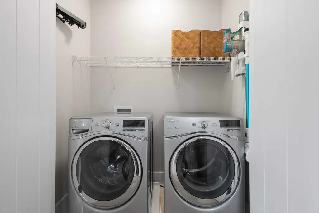 3804 Sarcee Road SW Calgary AB T3E 7W9