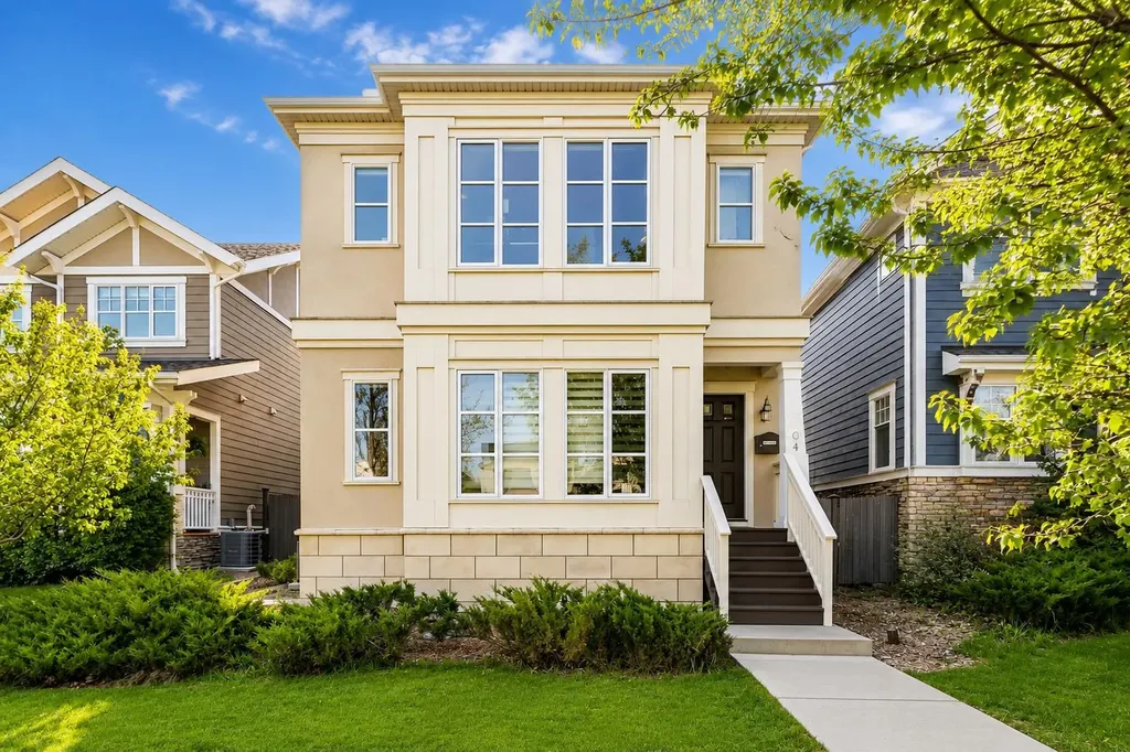3804 Sarcee Road SW Calgary AB T3E 7W9