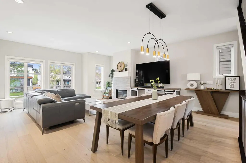 3804 Sarcee Road SW Calgary AB T3E 7W9