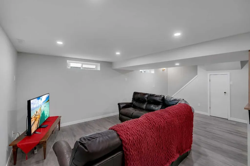 249 Acadia Drive SE Calgary AB T2J 0A6