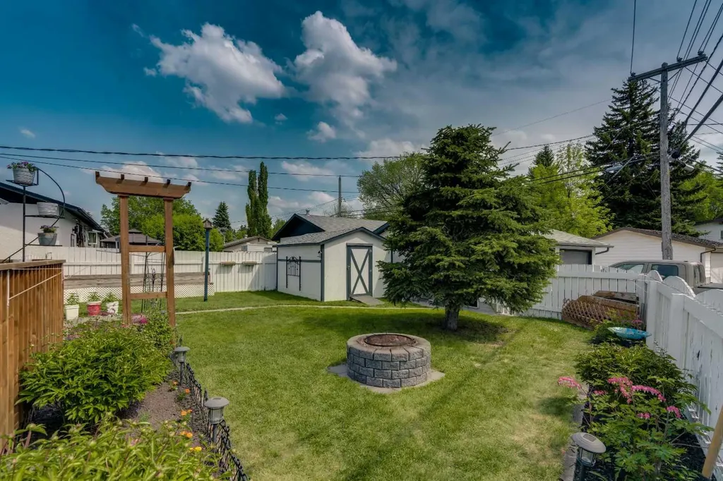 249 Acadia Drive SE Calgary AB T2J 0A6