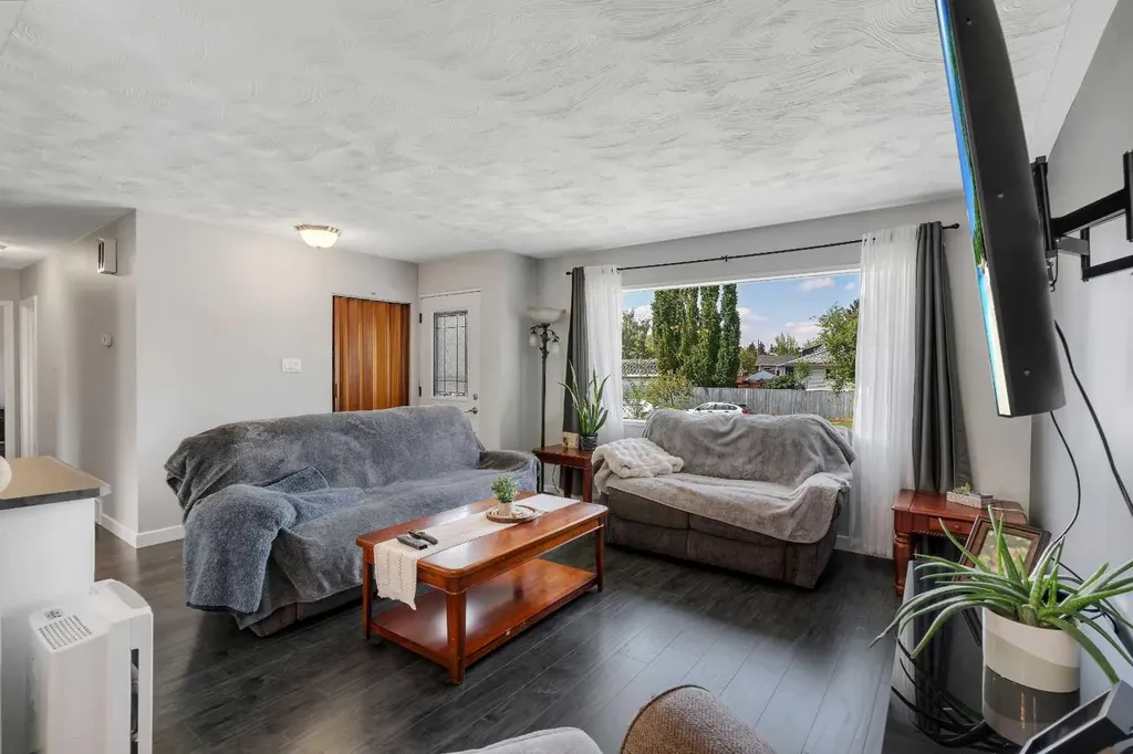 249 Acadia Drive SE Calgary AB T2J 0A6