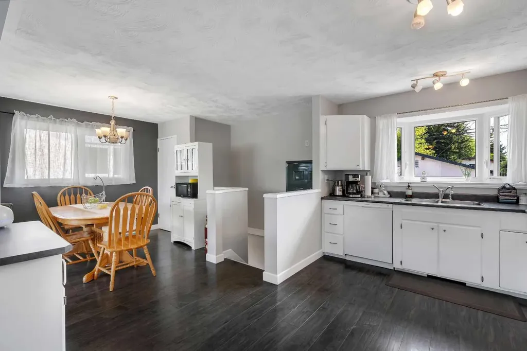 249 Acadia Drive SE Calgary AB T2J 0A6