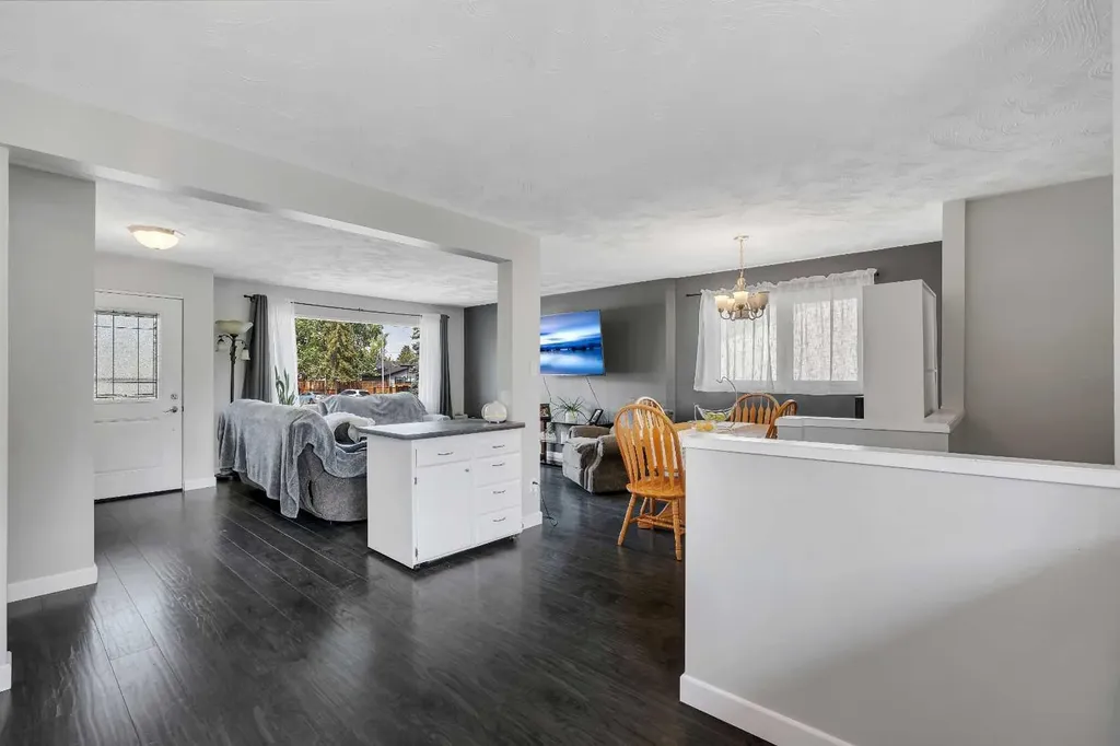 249 Acadia Drive SE Calgary AB T2J 0A6
