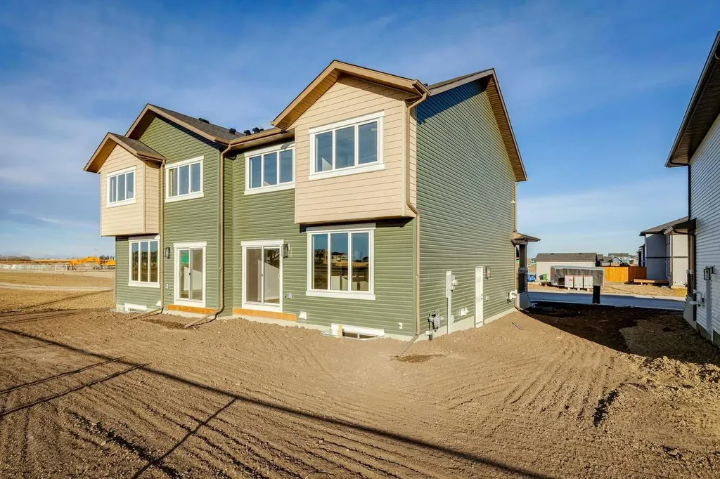 311 Dawson Dock Way Chestermere AB T1X 2X2