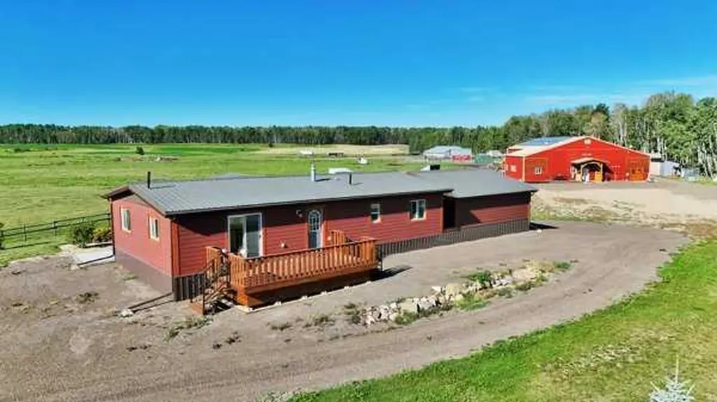 353022 Range Road 4-3 Rural Clearwater County AB T0M0M0