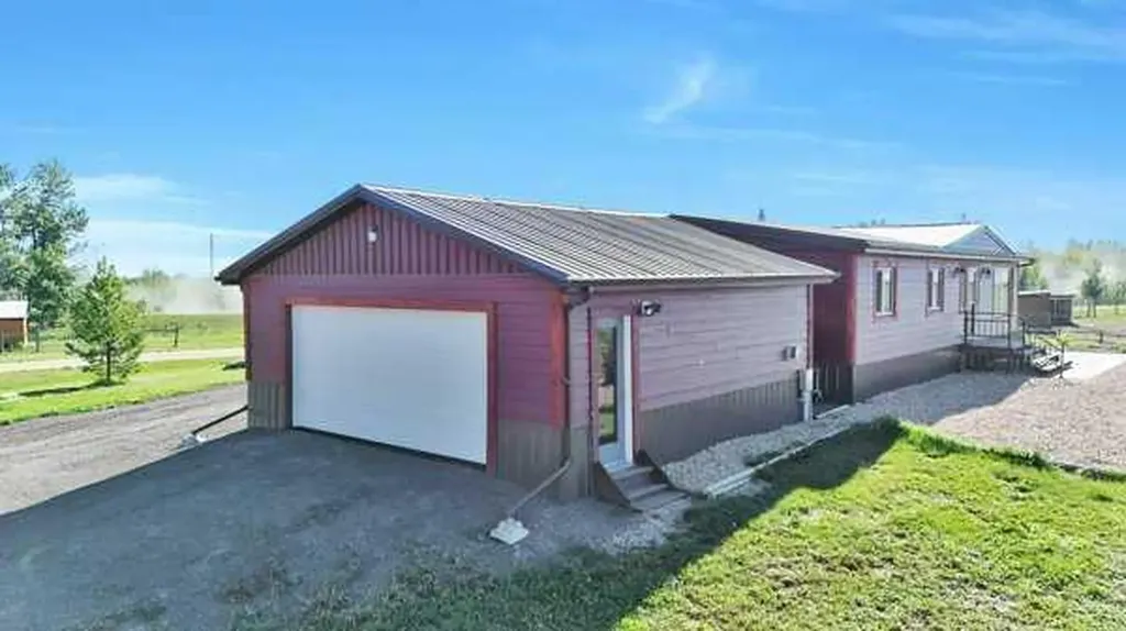 353022 Range Road 4-3 Rural Clearwater County AB T0M0M0