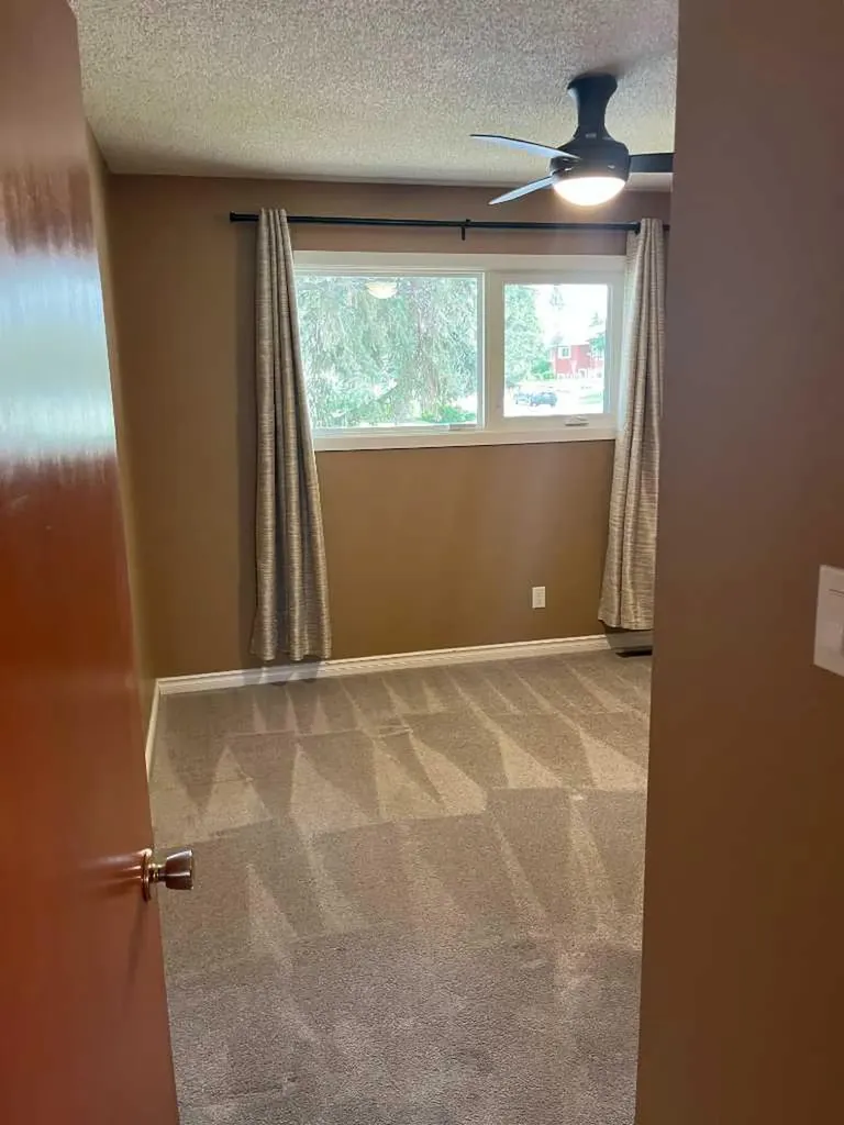 2015 Milne Drive NE Calgary AB T2E 6B7