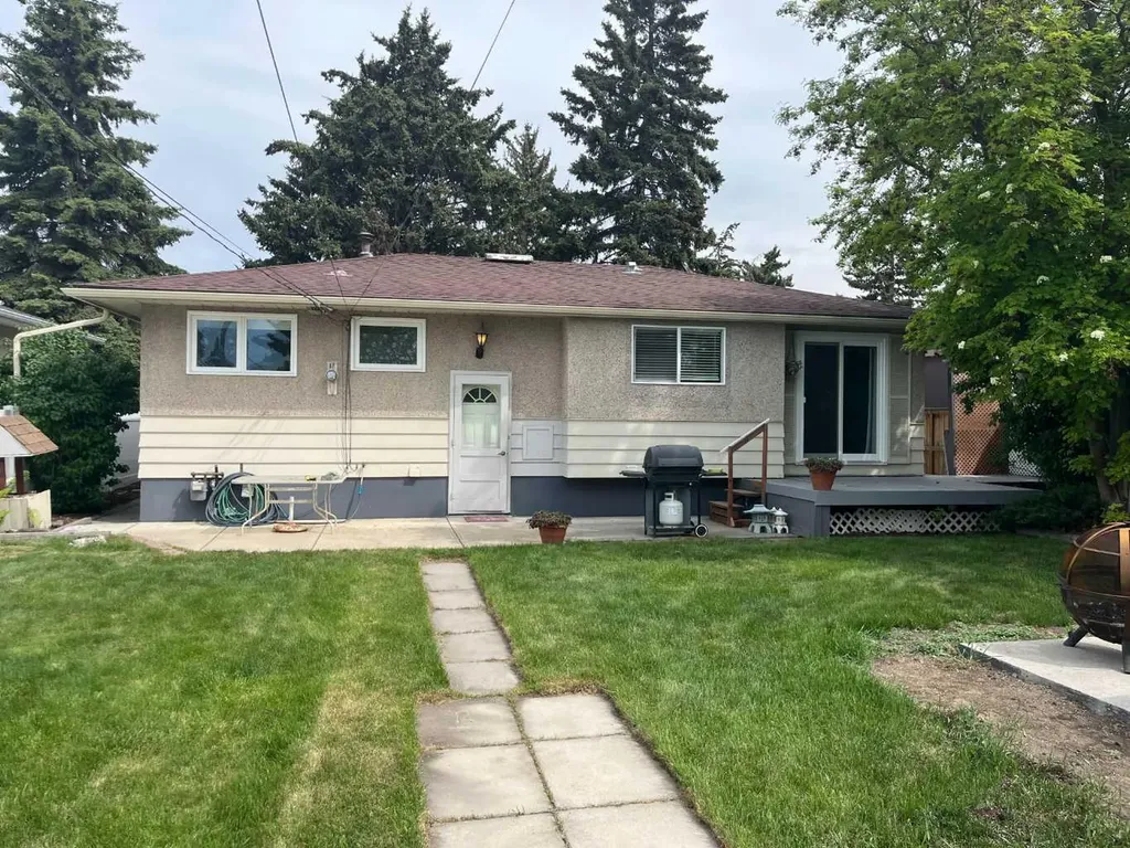 2015 Milne Drive NE Calgary AB T2E 6B7