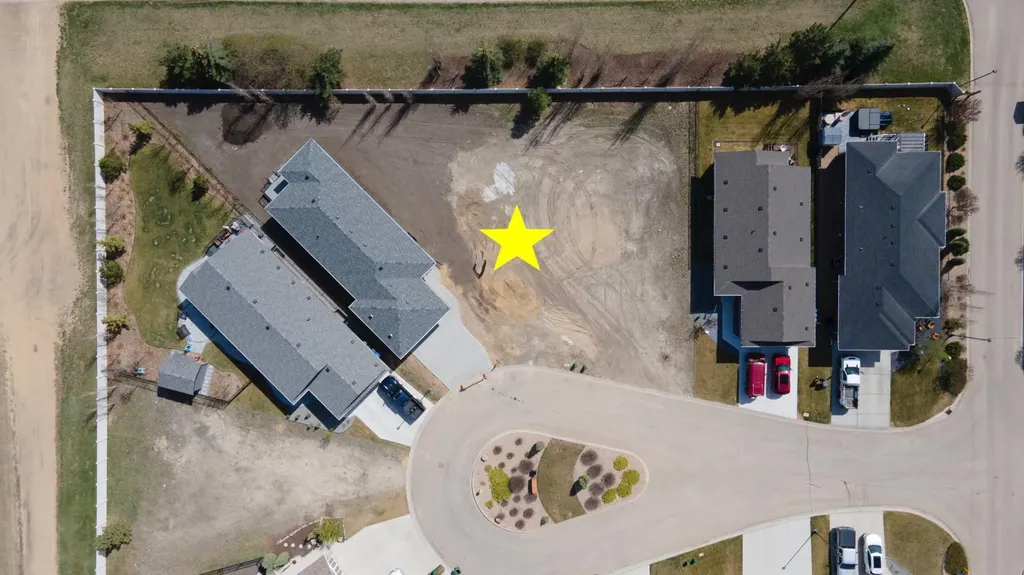 13 Tindale Place Red Deer AB T4P 0T8
