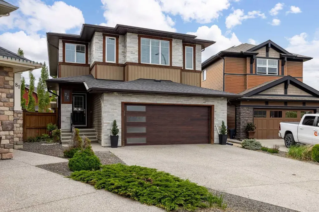 77 Cougar Ridge Cove SW Calgary AB T3H 0S5