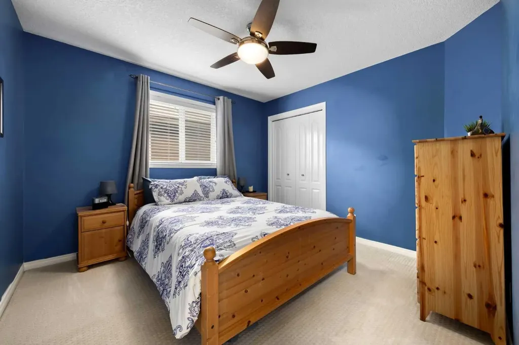 77 Cougar Ridge Cove SW Calgary AB T3H 0S5