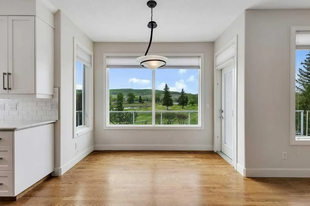 10983 Valley Springs Road NW Calgary AB T3B 5S5